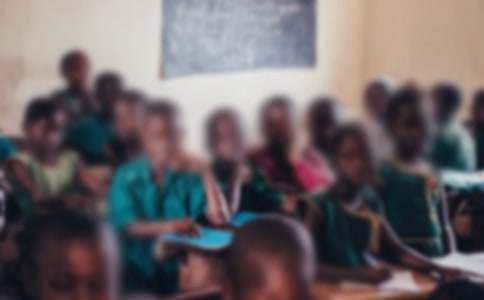 �ذ����ض�ͯ�����鷶��