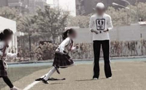 体育教师的自我总结