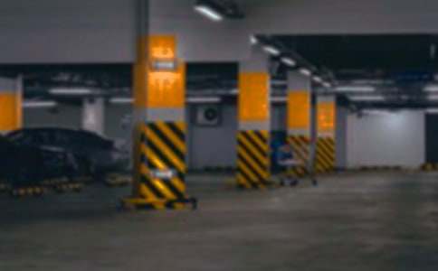 ���ϼ���ͣ�������������ƶ�