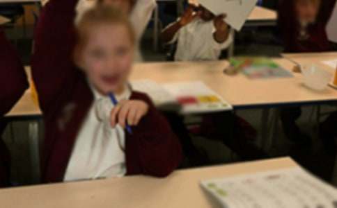 【推荐】小学生拾金不昧表扬信三篇