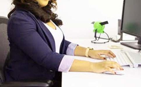 �༶����ίԱ�����ܽ�15ƪ[�ر�]