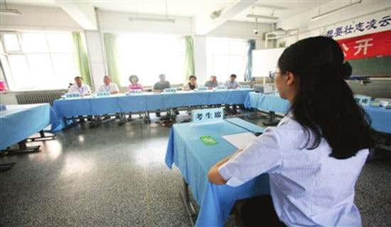 �������Ժ�ĸ�л��